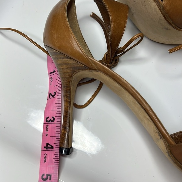 Manolo Blahnik Brown Leather Women's Heels - Picture 8 of 13